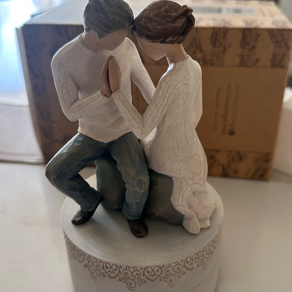 Demdaco Willow Tree Musical Figurine